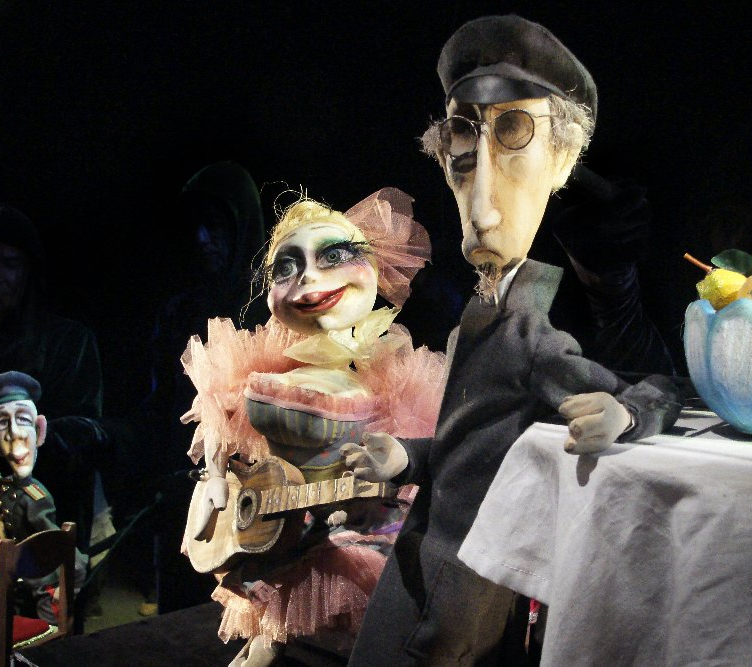 Челябинский театр кукол возвращает в репертуар спектакль для взрослого зрителя