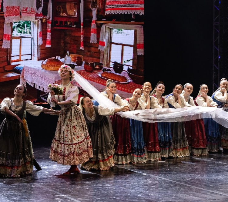 Начались отборочные туры фестиваля народного танца «Уральский перепляс»