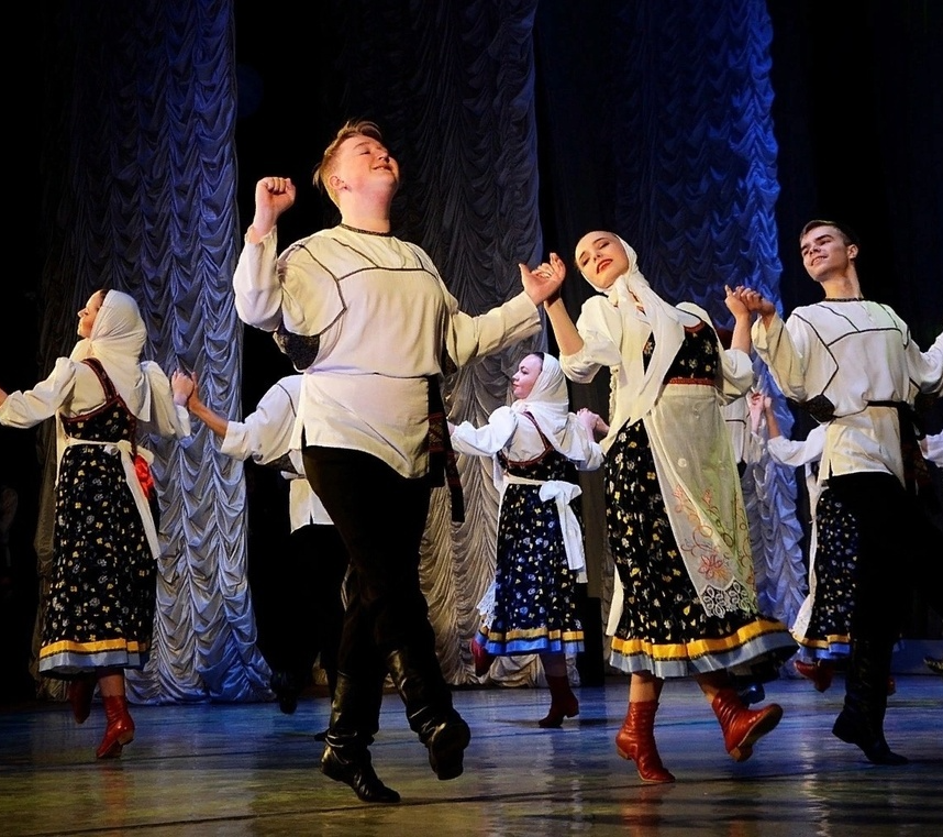 Финал Всероссийского  фестиваля народного танца  «Уральский перепляс»