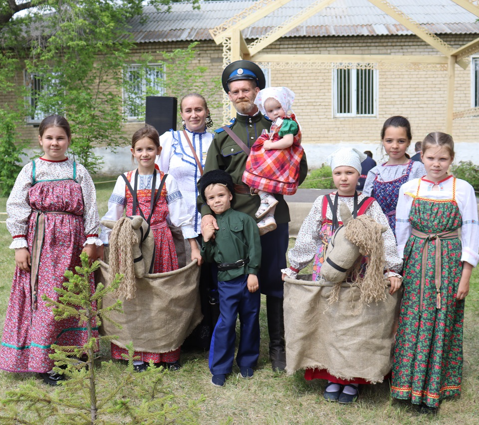 Областной фестиваль детских и молодежных казачьих коллективов 
«Казачьему роду нет переводу» 