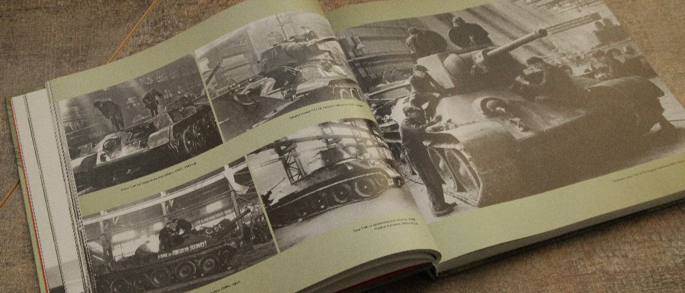 Отдел краеведения Публичной библиотеки представляет выставку «Челябинск. Танкоград. Победа»