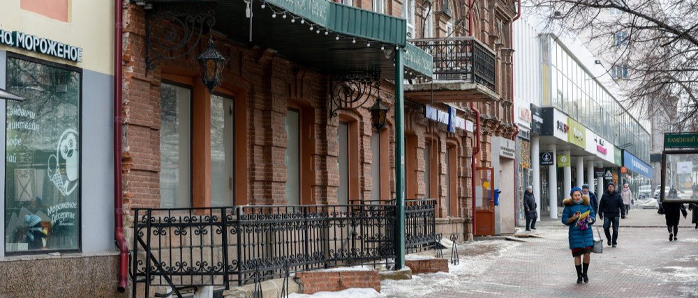 Новая жизнь галереи «Каменный пояс» на Кировке