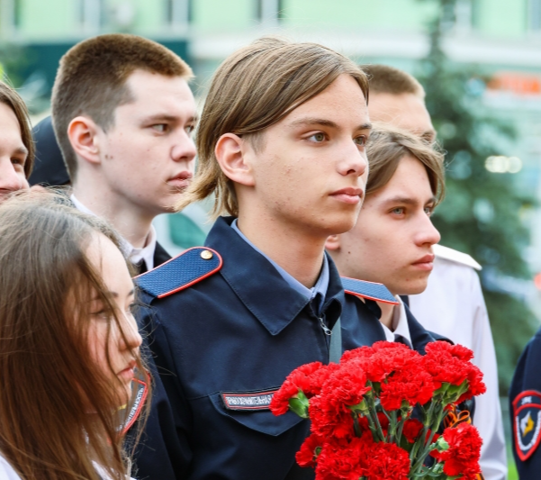 «В священной памяти народа воскреснет перечень имен…»