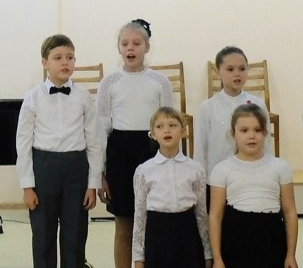 «Снова песня раздается!..»