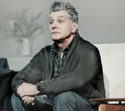 Папа (Сергей Маковецкий)