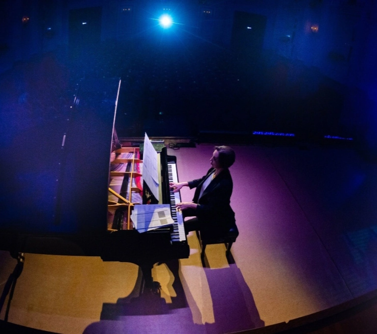 «Людовико Эйнауди»