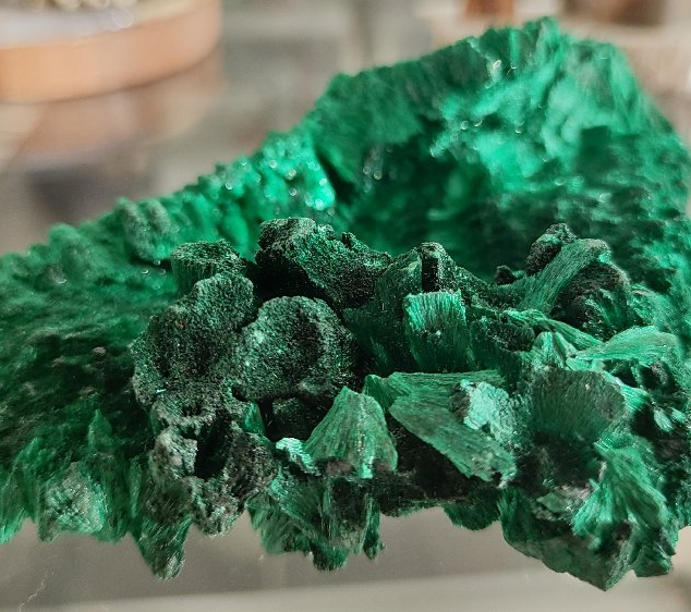 Выставка минералов из коллекции Александра Маторы «Подкова на счастье» открывается в Магнитогорске  