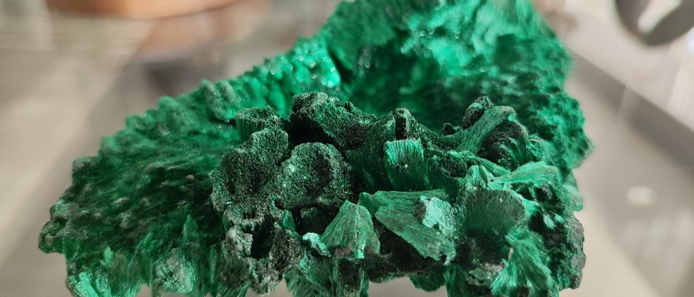 Выставка минералов из коллекции Александра Маторы «Подкова на счастье» открывается в Магнитогорске  