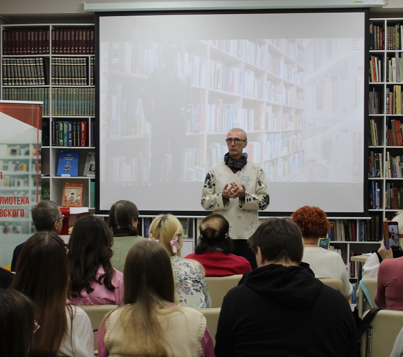 Творческая встреча с поэтом Янисом Грантсом «Принимай стихи»

