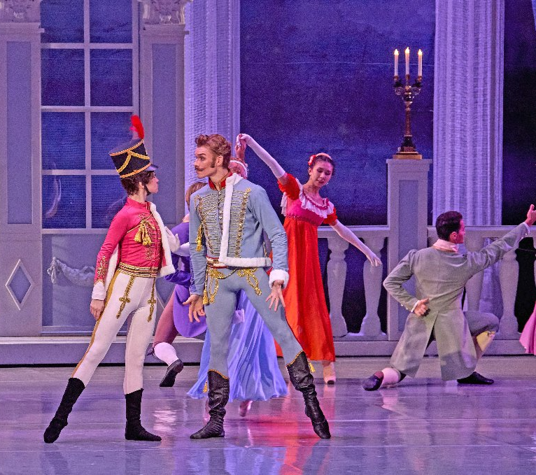 В Челябинском театре оперы и балета покажут спектакль «Гусарская баллада» к Юбилею народного артиста России Андрея Булдакова