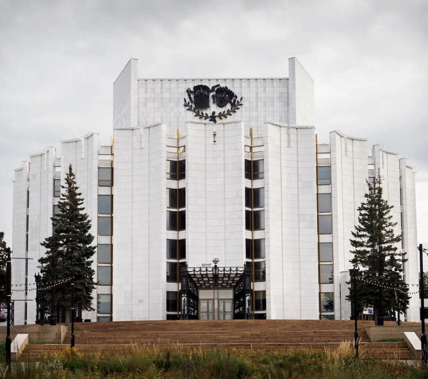 Театр драмы им. Наума Орлова приглашает на специальную программу ко Дню космонавтики