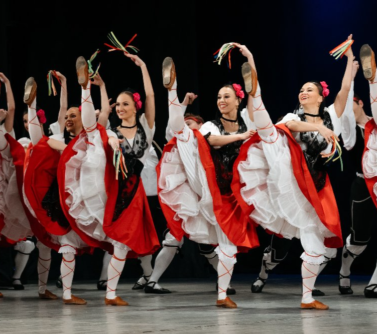 Артисты Государственного академического ансамбля народного танца им. Игоря Моисеева проведут мастер-классы для челябинских хореографов