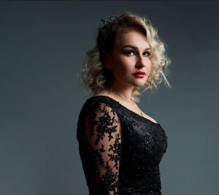 Лето на Елисейских полях
