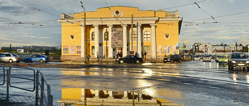 К 90-му концертному сезону Челябинская филармония обрела новый статус — теперь учреждение носит звание академической