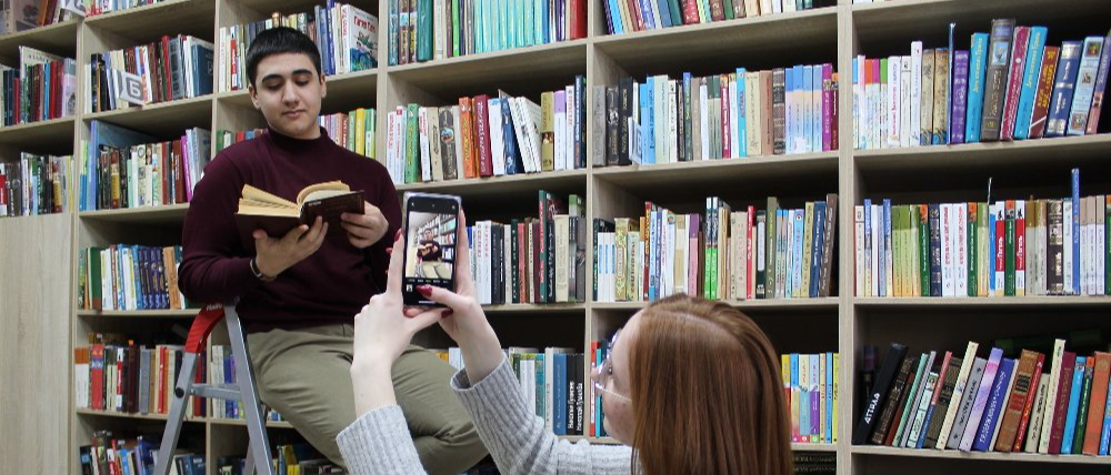 Детская библиотека имени В. Маяковского запускает фотоконкурс «Моя книга — мои знания»