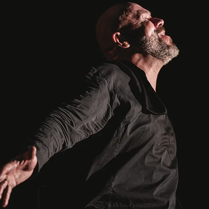 МАКСИМ АВЕРИН. РАСПРАВЬ КРЫЛЬЯ