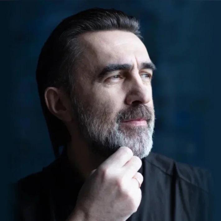 Вячеслав Бутусов 